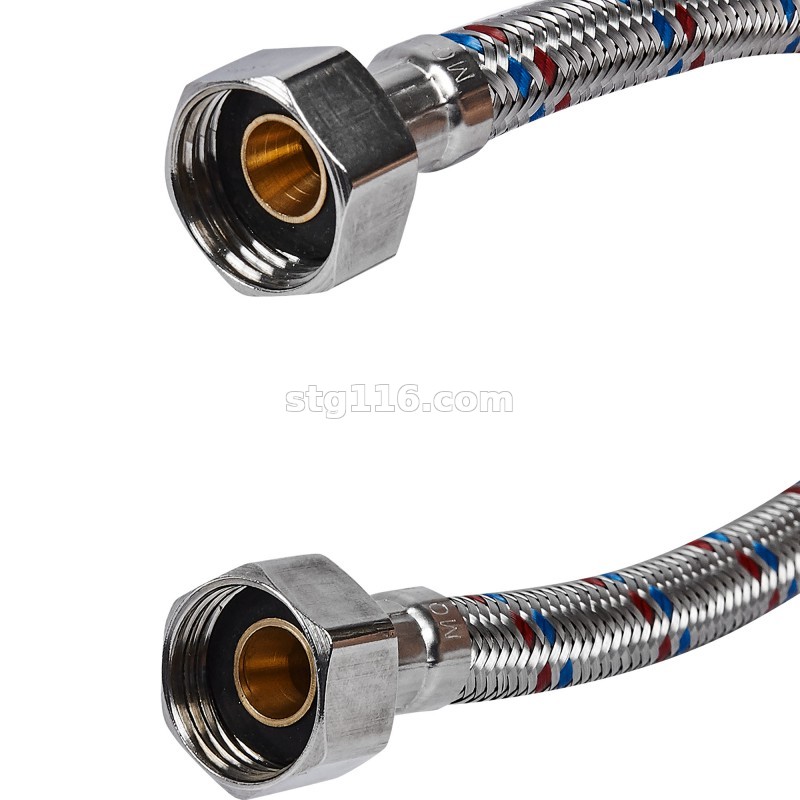 Подводка для воды (2,5) 1/2" г/г